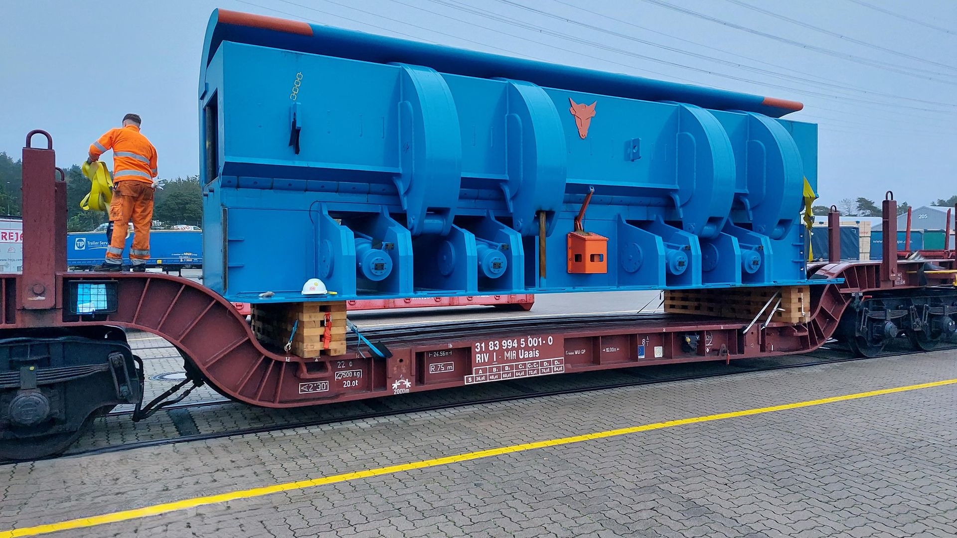 8 axle 100t (3)