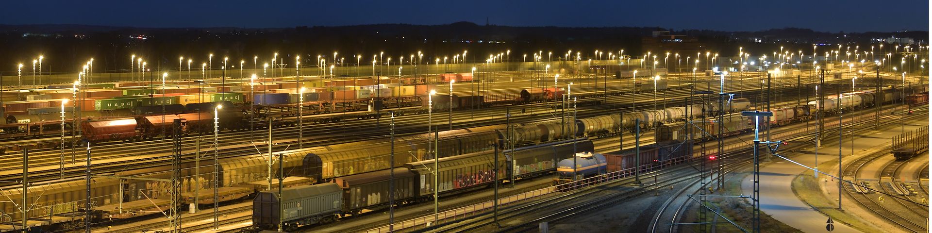 Railway tracks at night DB Cargo 